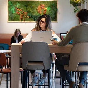 https://bed4u-pamplona.sansebastianhotels.net