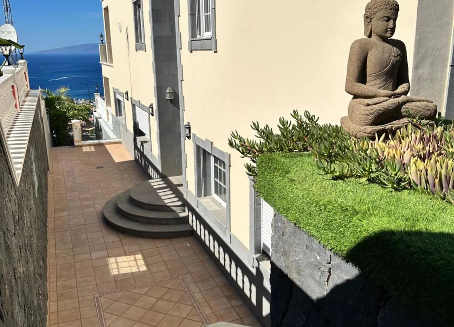Aparthotel Boutique Villa Leicht & Friends Costa Adeje  Spain