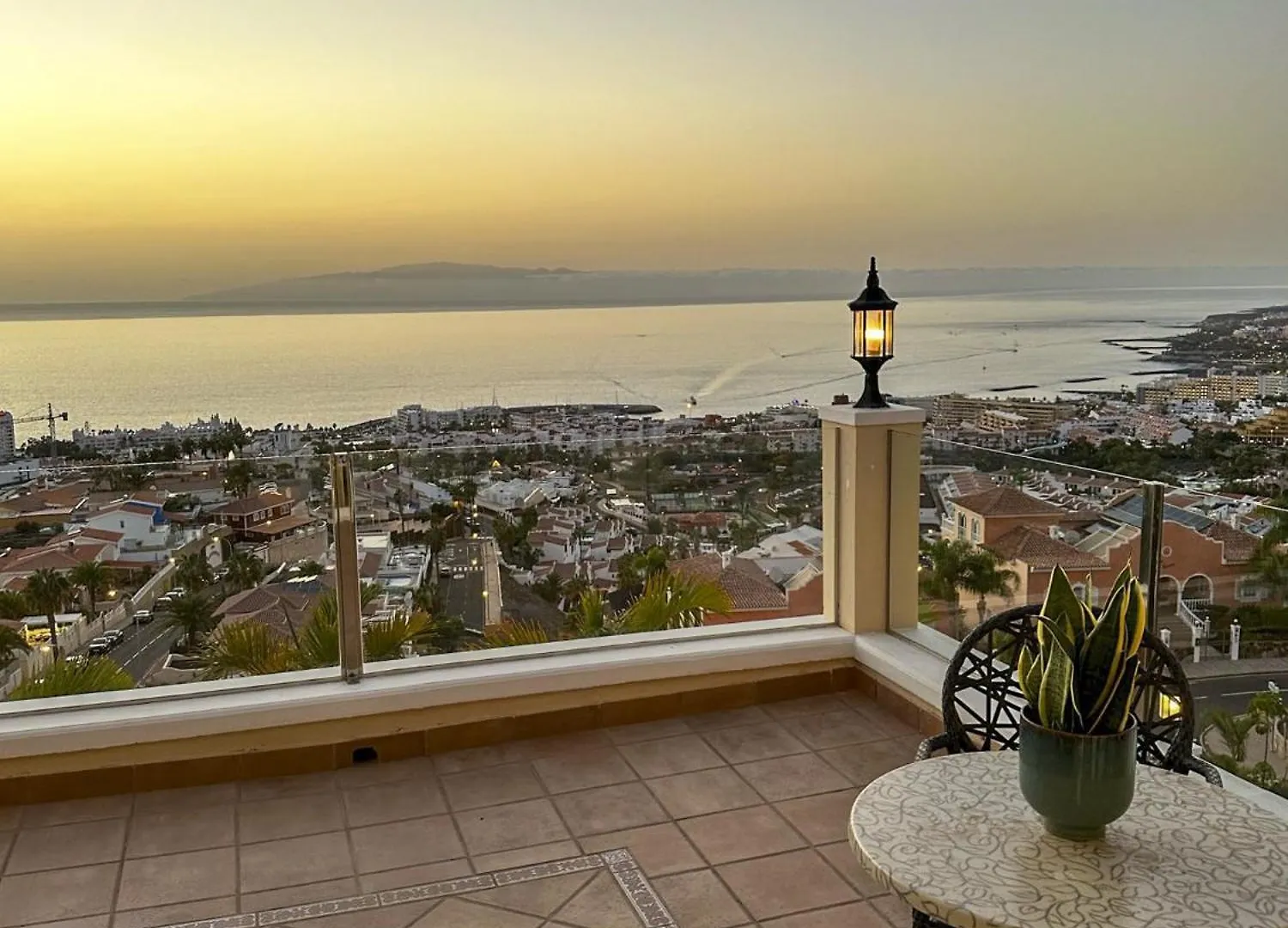 Ξενοδοχείο με διαμερίσματα Boutique Villa Leicht & Friends Costa Adeje